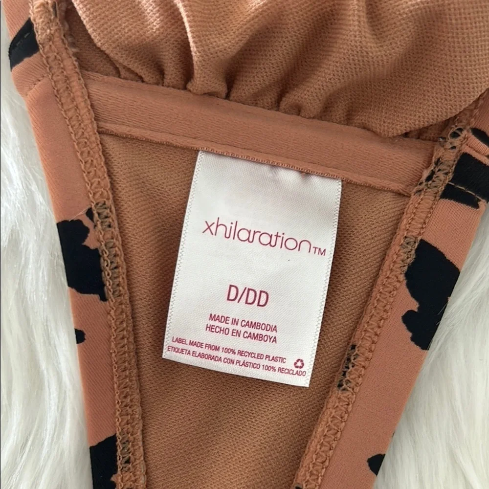 Leopard Print Swim Top with Striped Straps Size D/DD